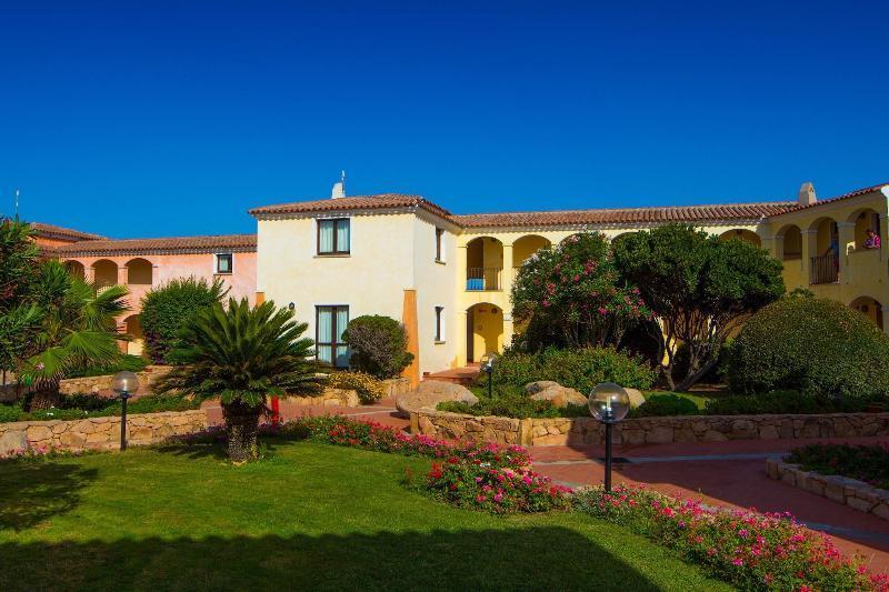 Mangia'S Santa Teresa Sardinia, Curio Collection By Hilton Hotell Santa Teresa Gallura Eksteriør bilde